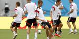 Joachim Low e comandados treinaram na tarde desta quarta-feira no Recife