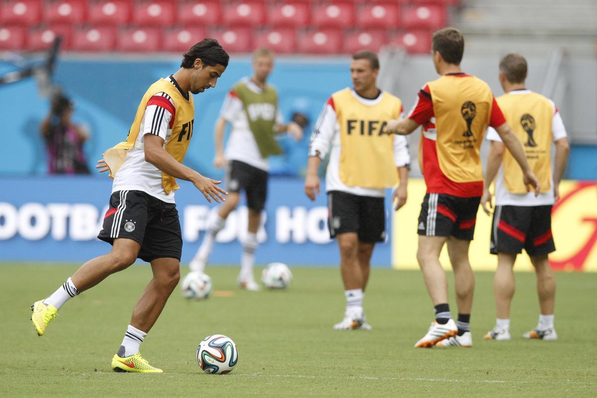Joachim Low e comandados treinaram na tarde desta quarta-feira no Recife