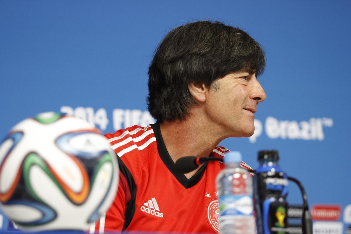 Joachim Low e comandados treinaram na tarde desta quarta-feira no Recife