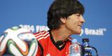 Joachim Low e comandados treinaram na tarde desta quarta-feira no Recife