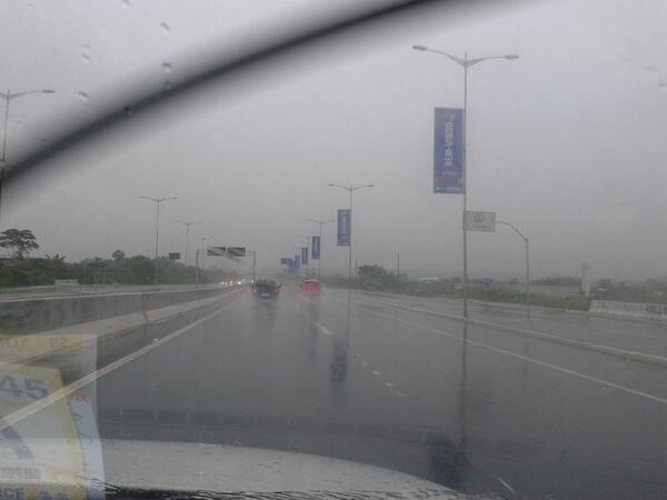 Apesar das fortes chuvas, Fifa mantm programao na Arena PE