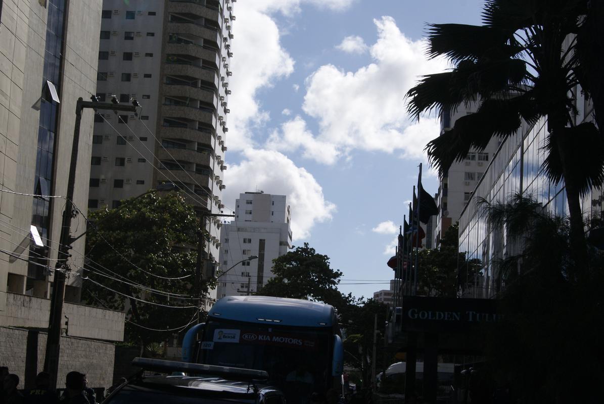 Ticos aproveitaram o dia de folga e deixaram a capital pernambucana nesta segunda-feira.