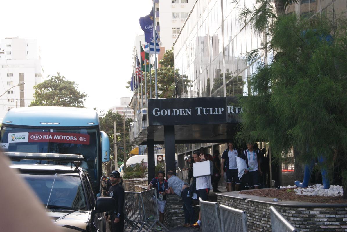 Ticos aproveitaram o dia de folga e deixaram a capital pernambucana nesta segunda-feira.