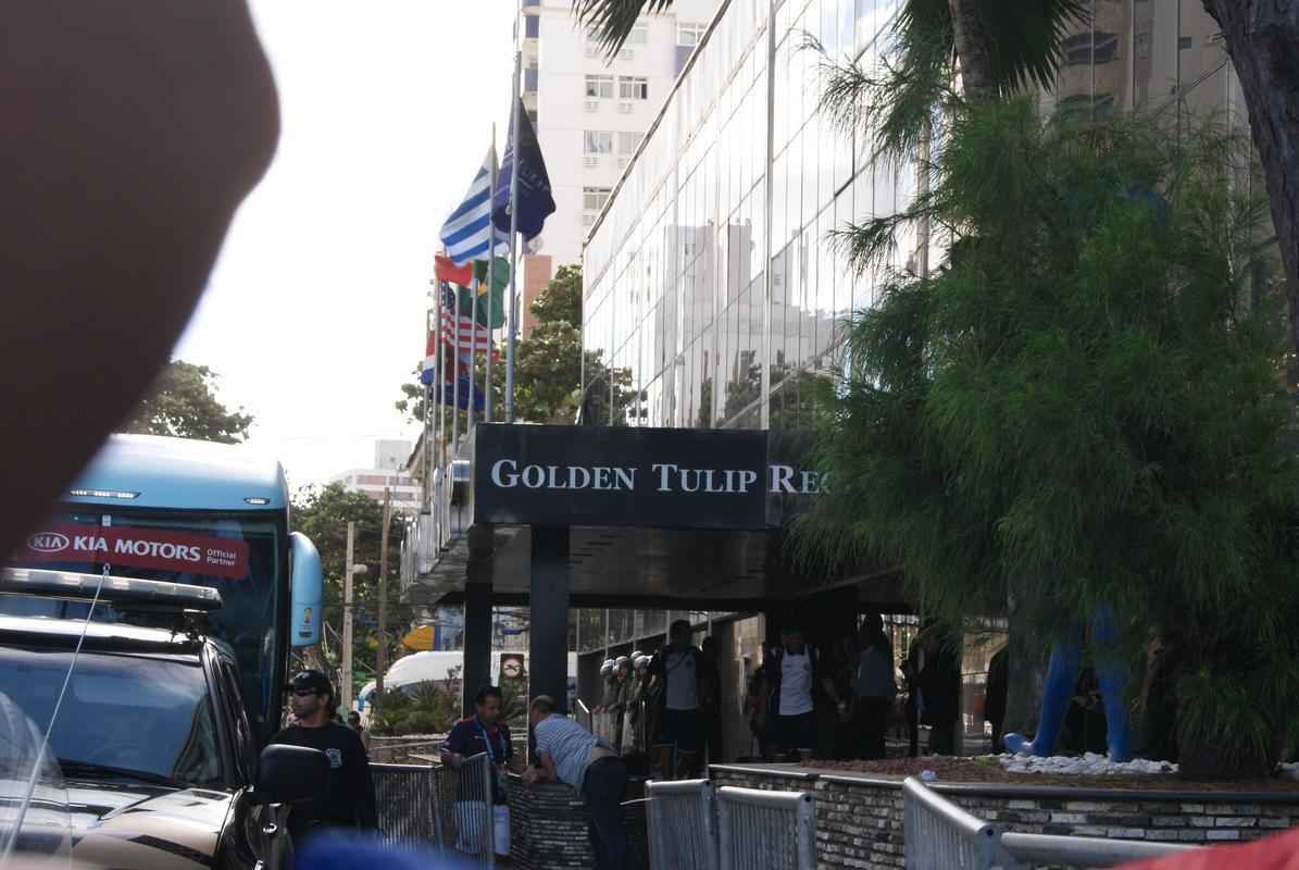 Ticos aproveitaram o dia de folga e deixaram a capital pernambucana nesta segunda-feira.