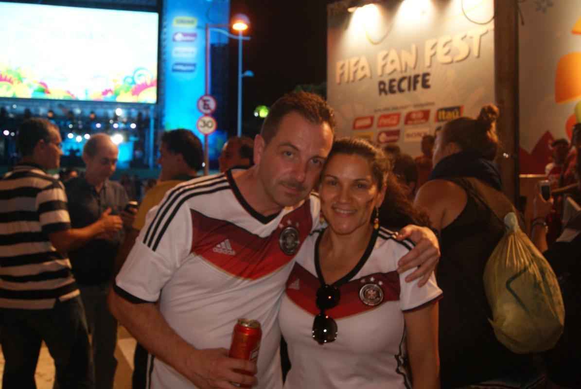 Alemes foram a grande maioria na Fan Fest do Cais da Alfndega