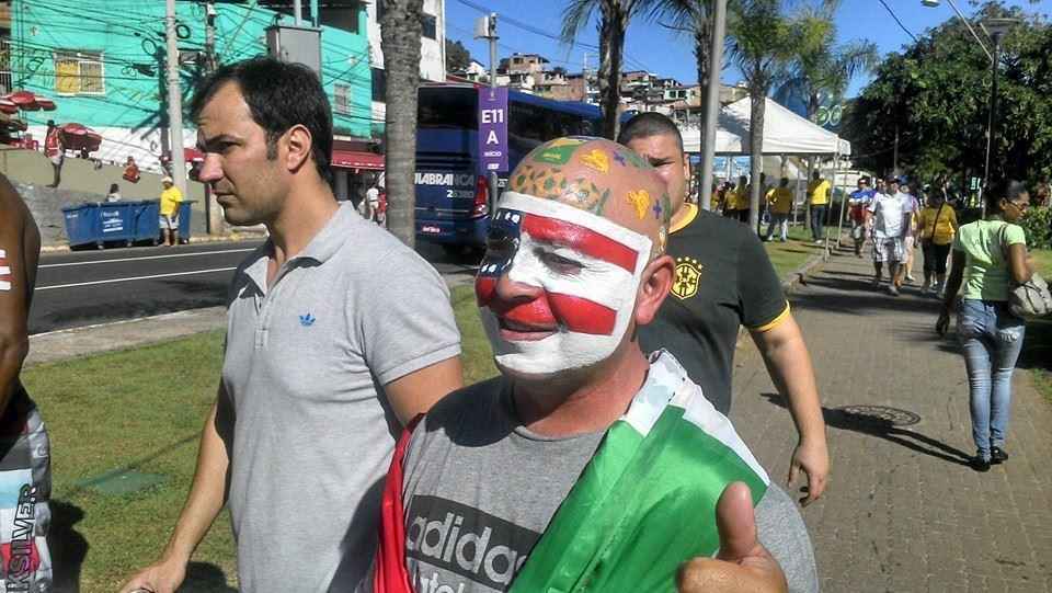 Dique do Toror foi tomado por torcedores de todas as parte do mundo para o duelo da oitavas de final