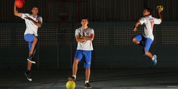 Basquete, futsal e handebol so modalidades que esto na disputa dos jovens atletas (Paulo Paiva/DP/D.A Press)
