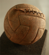 A bola da maior goleada do Santa Cruz sobre o Sport (Bernardo Dantas/ DP/D.A Press.)