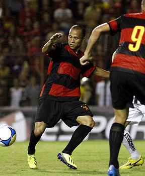 Ananias est praticamente vetado para o jogo contra o Salgueiro