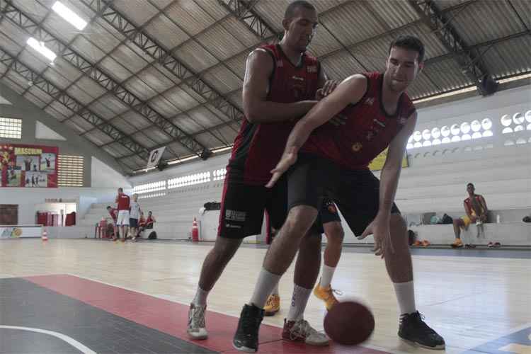 Veja os jogadores do Brasil convocados para a Copa América de basquete, que  inicia nesta sexta no Recife - Esportes DP