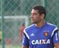 Diego Souza participa de treinamento coletivo e pode voltar ao time do Sport nesta quarta