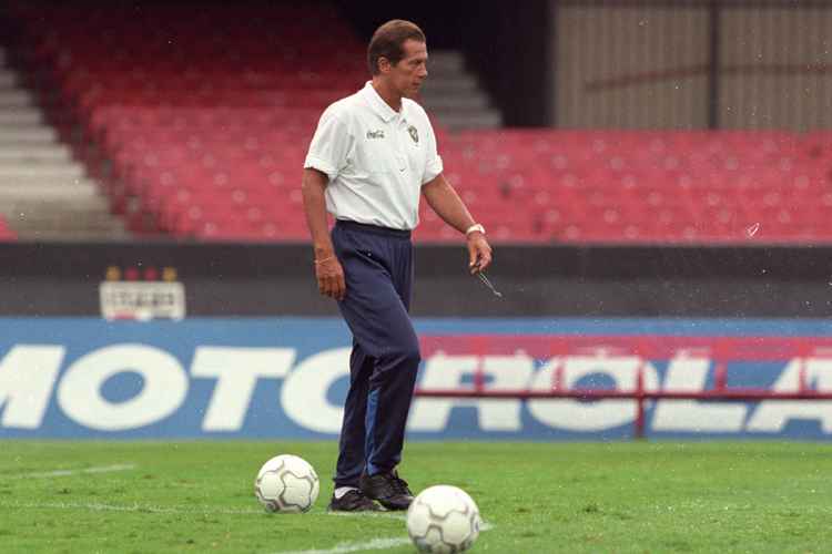 Da desconfiança ao título: 20 anos do pentacampeonato mundial do Brasil -  Superesportes