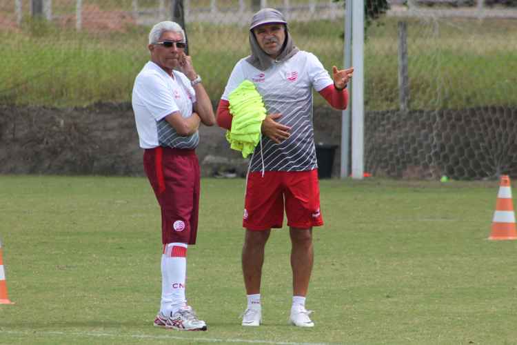 L�o Lemos / N�utico