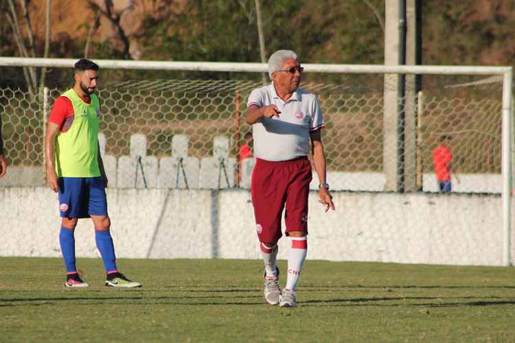 L�o Lemos/N�utico