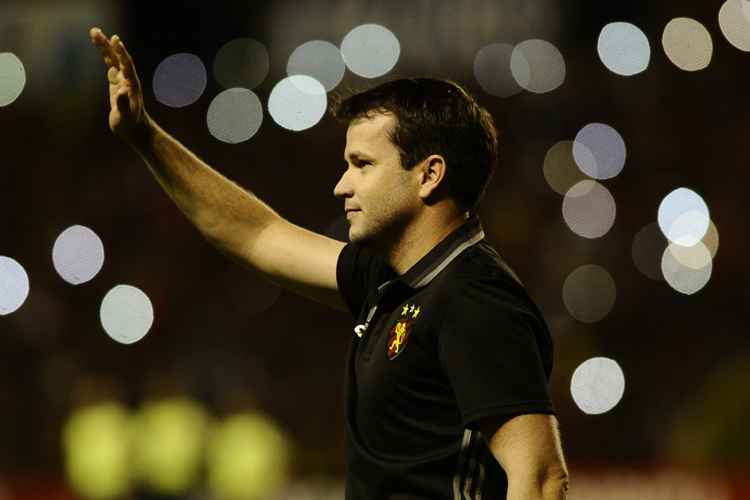 Peu Ricardo/ Esp. DP