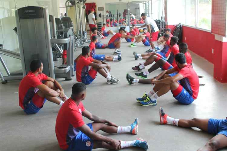 L�o Lemos/N�utico