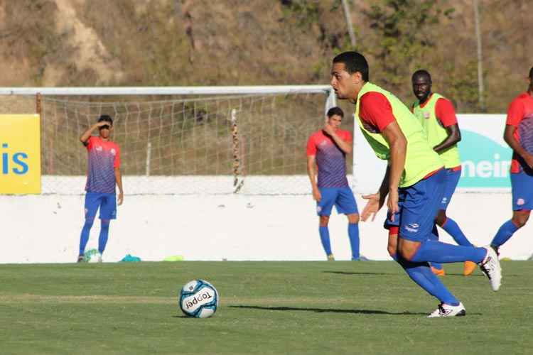 L�o Lemos/N�utico