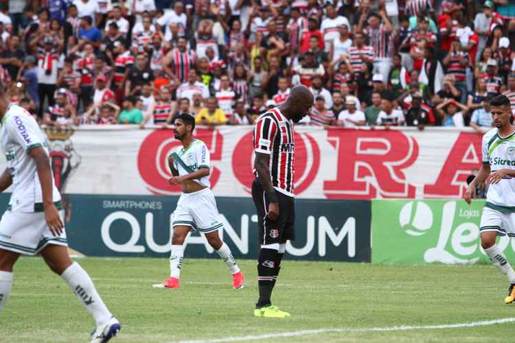 Coritiba completa 11 jogos sem vitórias e alcança pior jejum de