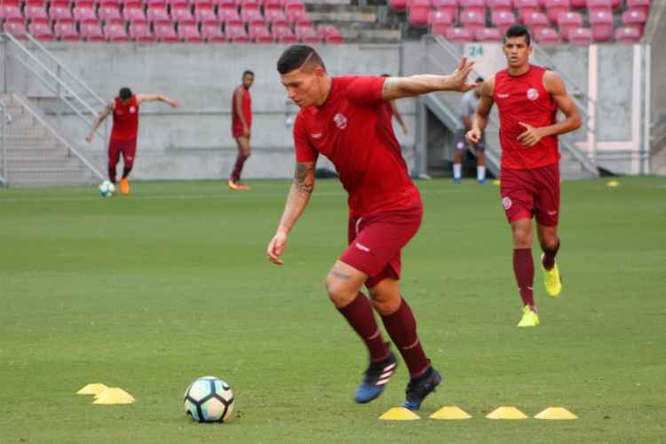 L�o Lemos/N�utico