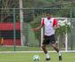 Para jogo com Vasco, Milton Mendes sinaliza mudan�as na defesa com Winck e Ernando