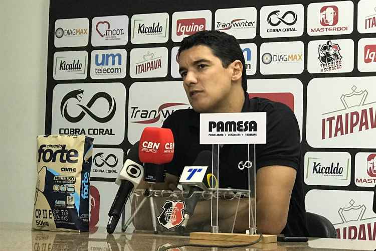 <i>(Foto: Las Leon/DP)</i>