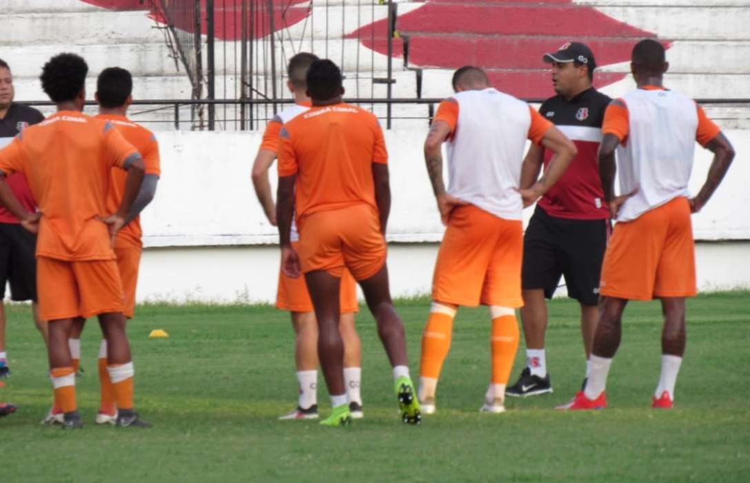 <i>(Foto: Jota Santana/ Santa Cruz)</i>