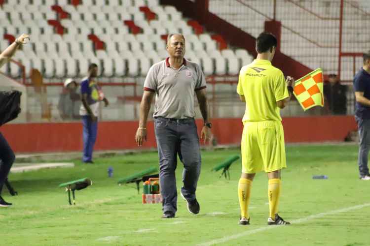 <i>(Foto: L�o Lemos/N�utico)</i>