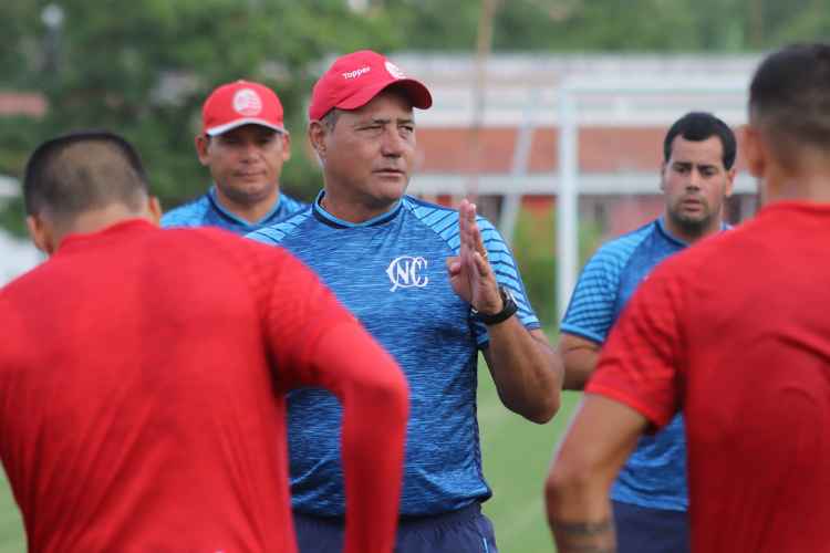 <i>(Foto: L�o Lemos/N�utico)</i>