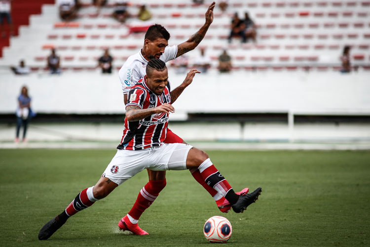 Jogar futebol ficou mais difícil - Wilton Bezerra - Diário do Nordeste